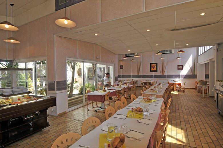 Vvf Villages "les Portes Du Roussillon" Le Barcar�s