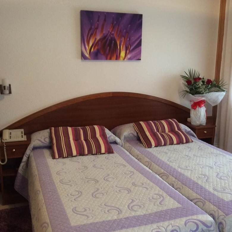 Hostal Hosteria Los Sauces