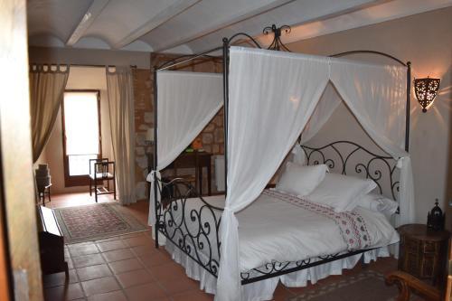 Hostal Castillo De Grisel