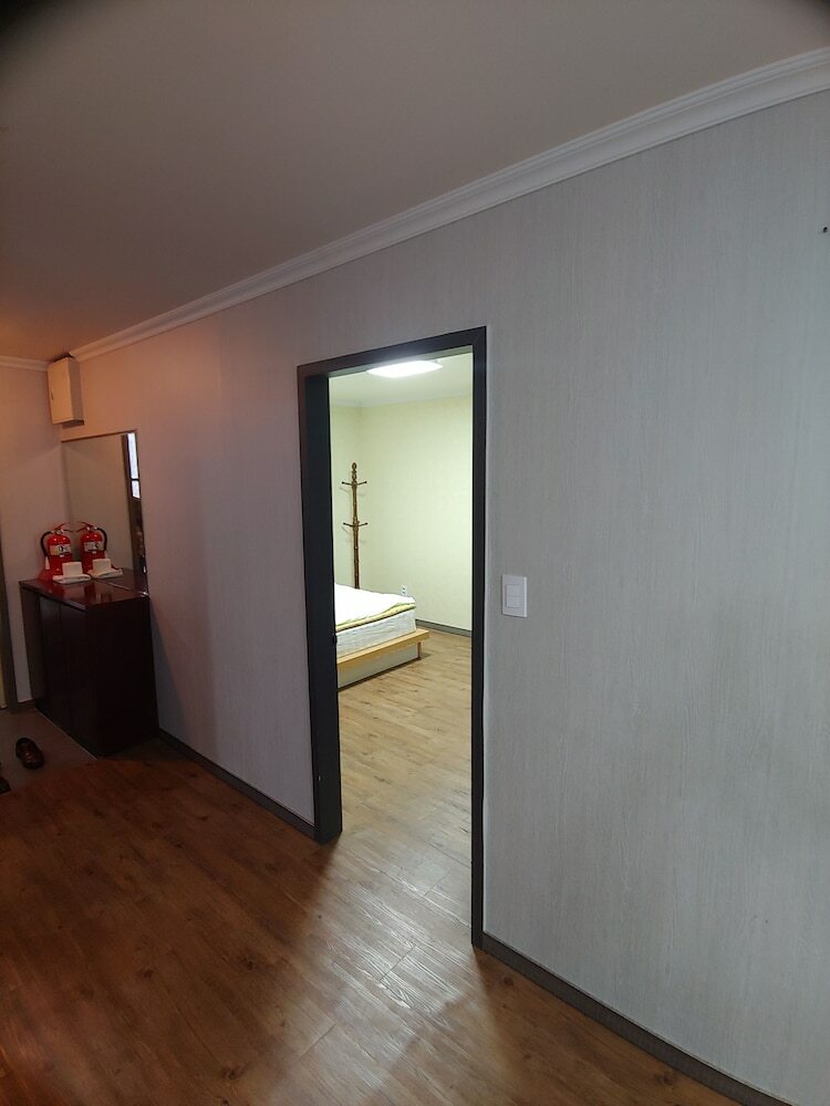 Healingnsajo Resort Chungju Suanbo