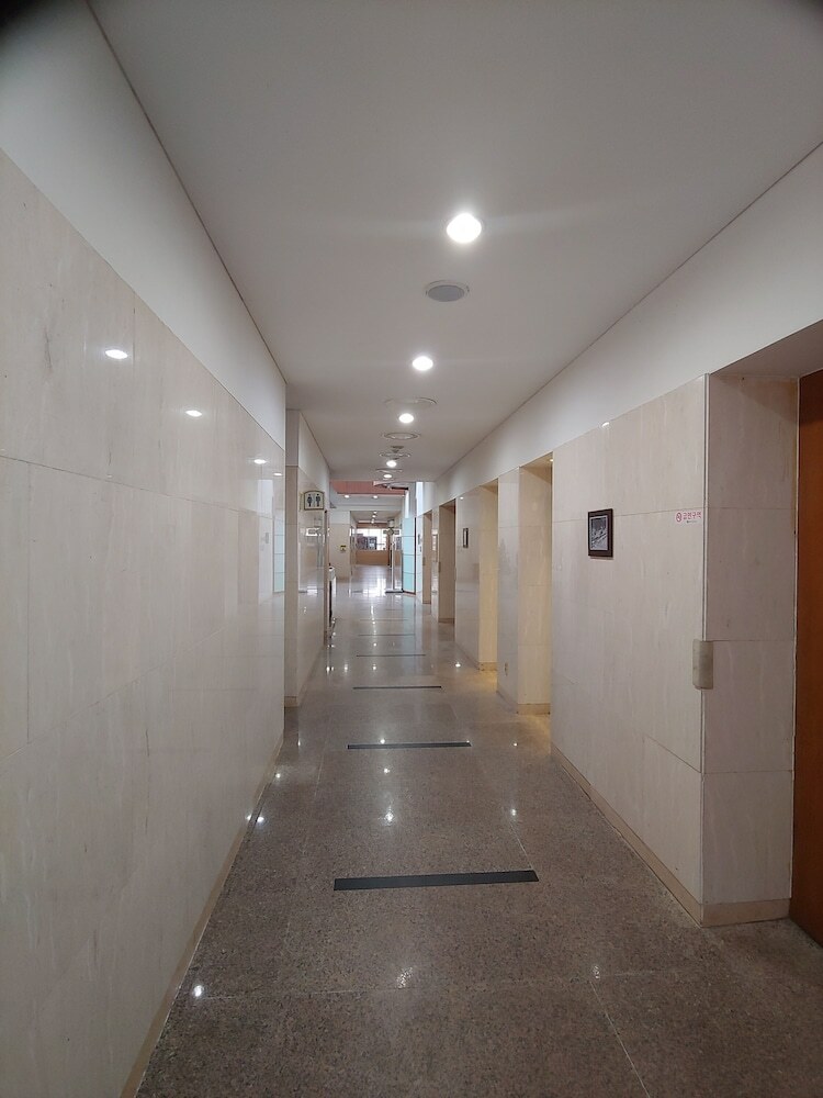 Healingnsajo Resort Chungju Suanbo