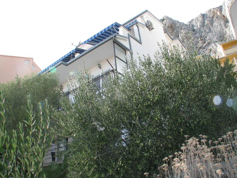 Apartments Sladojevic