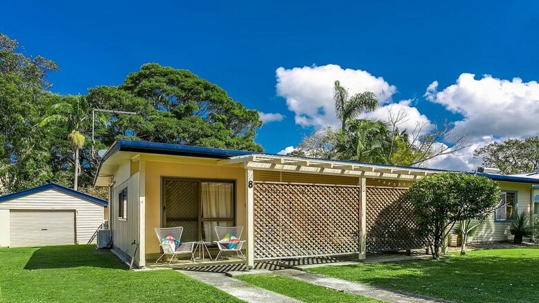 Bungalow 8