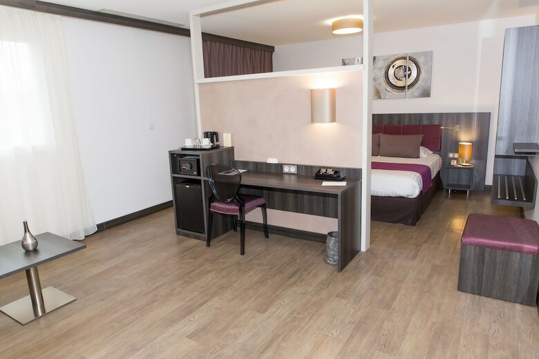 Hotel Restaurant Le Domaine Des Oliviers