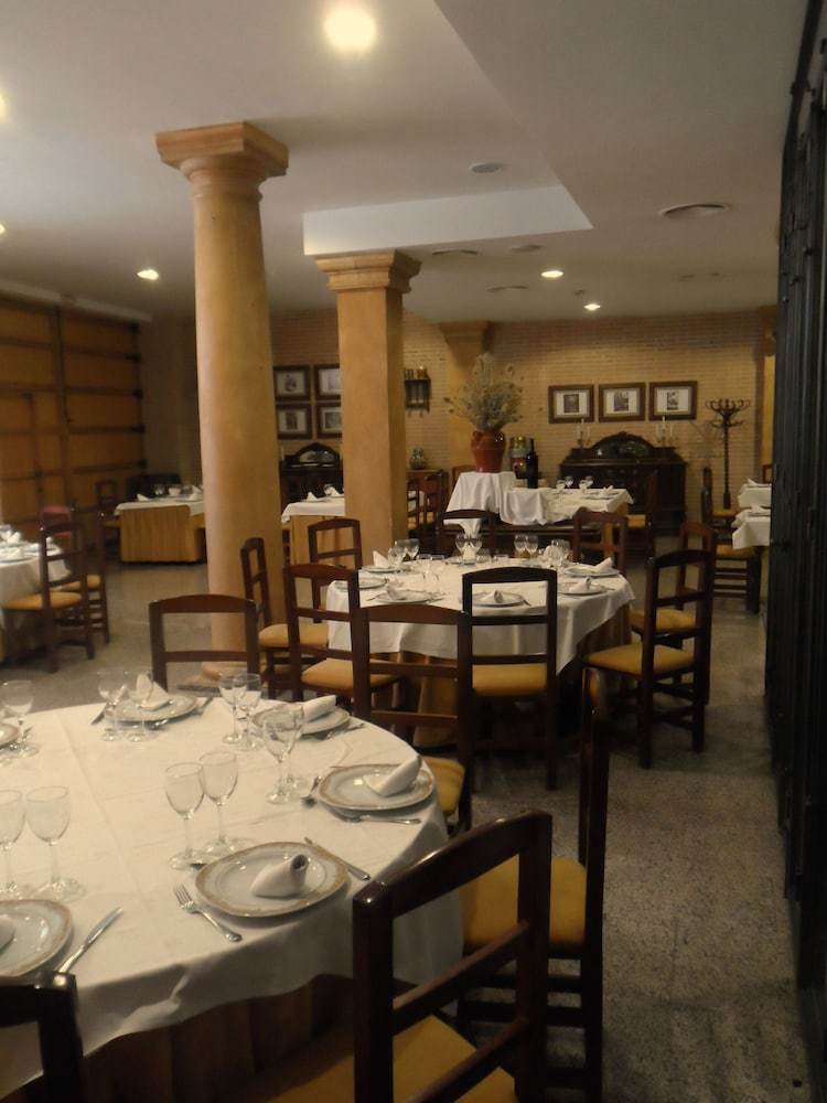 Hotel Hospederia Bodas De Camacho