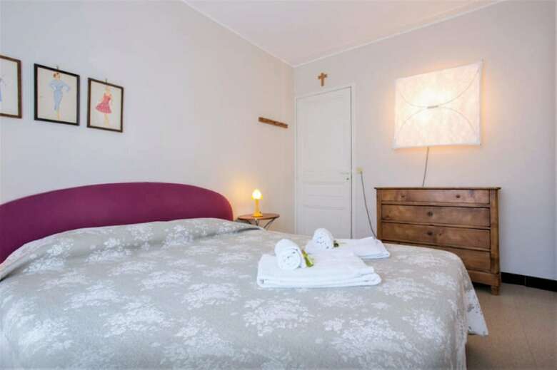 Apartamento Large 1 Bedroom With Balcony City Centre