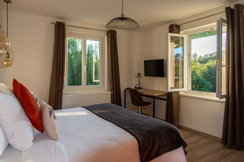 Bed & Breakfast Amodo Lodge - In A Rural Location