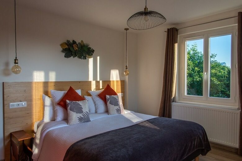 Bed & Breakfast Amodo Lodge - In A Rural Location