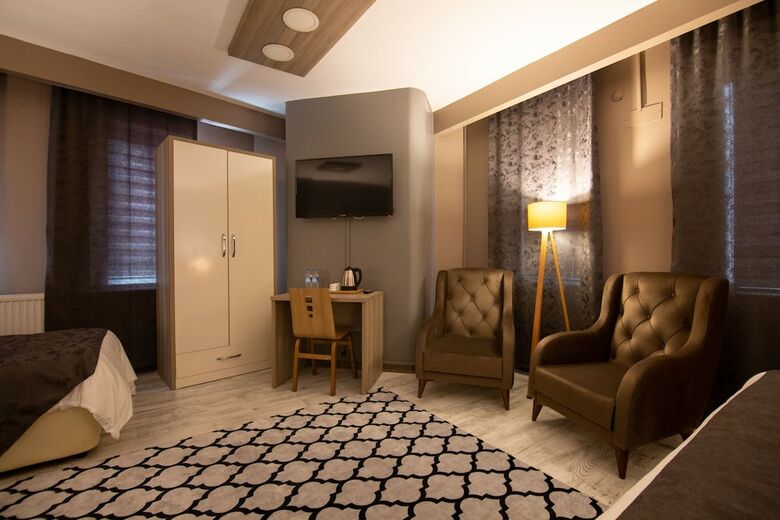 Hotel Staron Otel