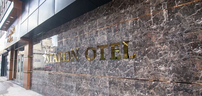Hotel Staron Otel