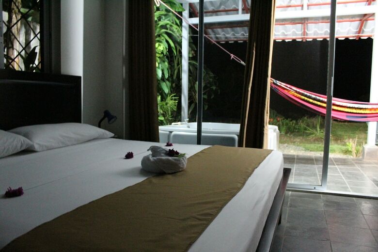 Apartamentos Villa Manuel Antonio For 2 People