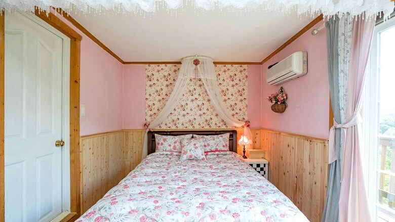 Secret Garden Pension