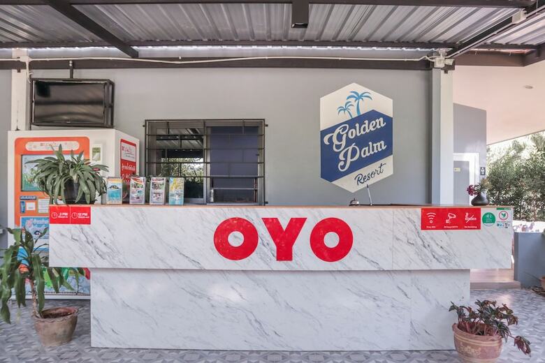 Hotel Oyo 809 Golden Palm Resort