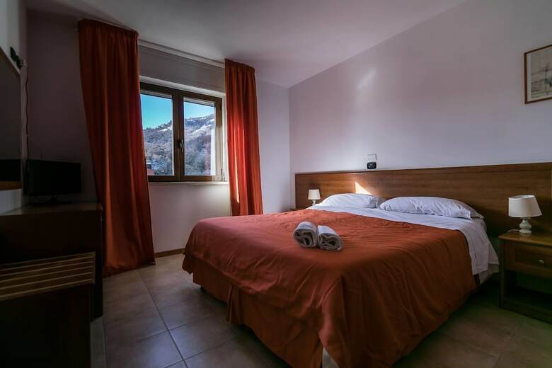 Faggio Rosso Hotel