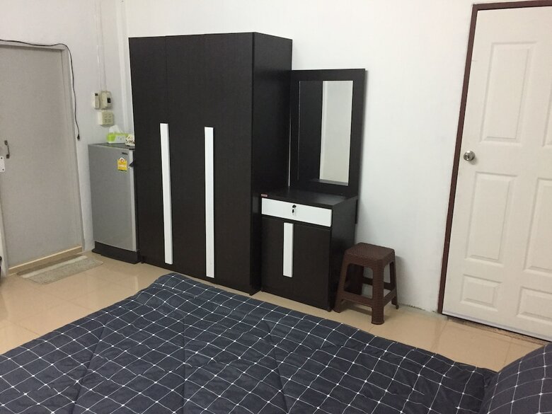 Hotel Grandmom At Phayao House