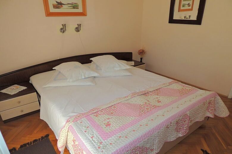 Apartments Mirko
