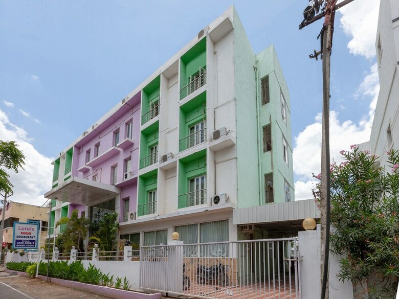 Hotel Oyo 4617 Lotels Serviced Apartment