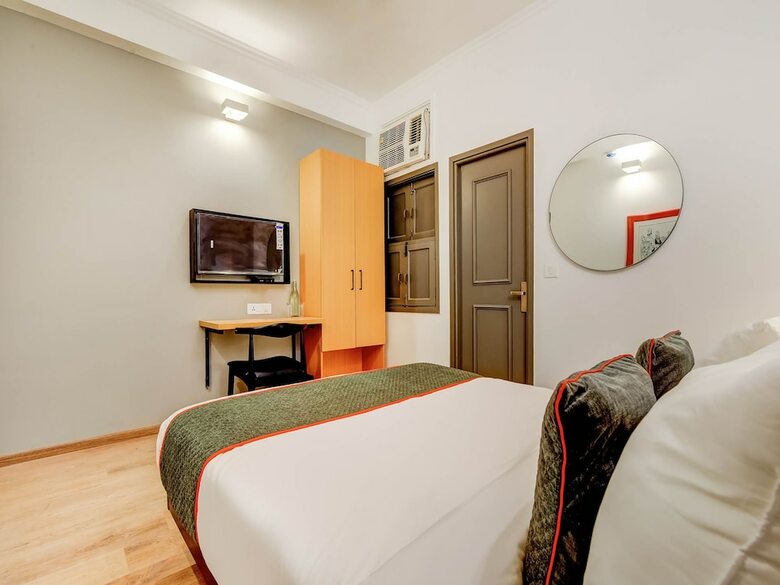 Hotel Oyo Townhouse 347 Singha Chowk Gurgaon