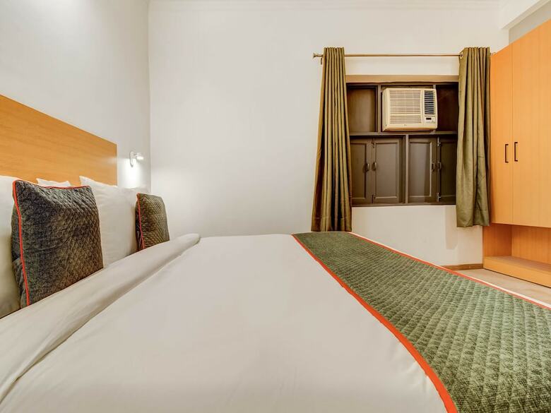 Hotel Oyo Townhouse 347 Singha Chowk Gurgaon