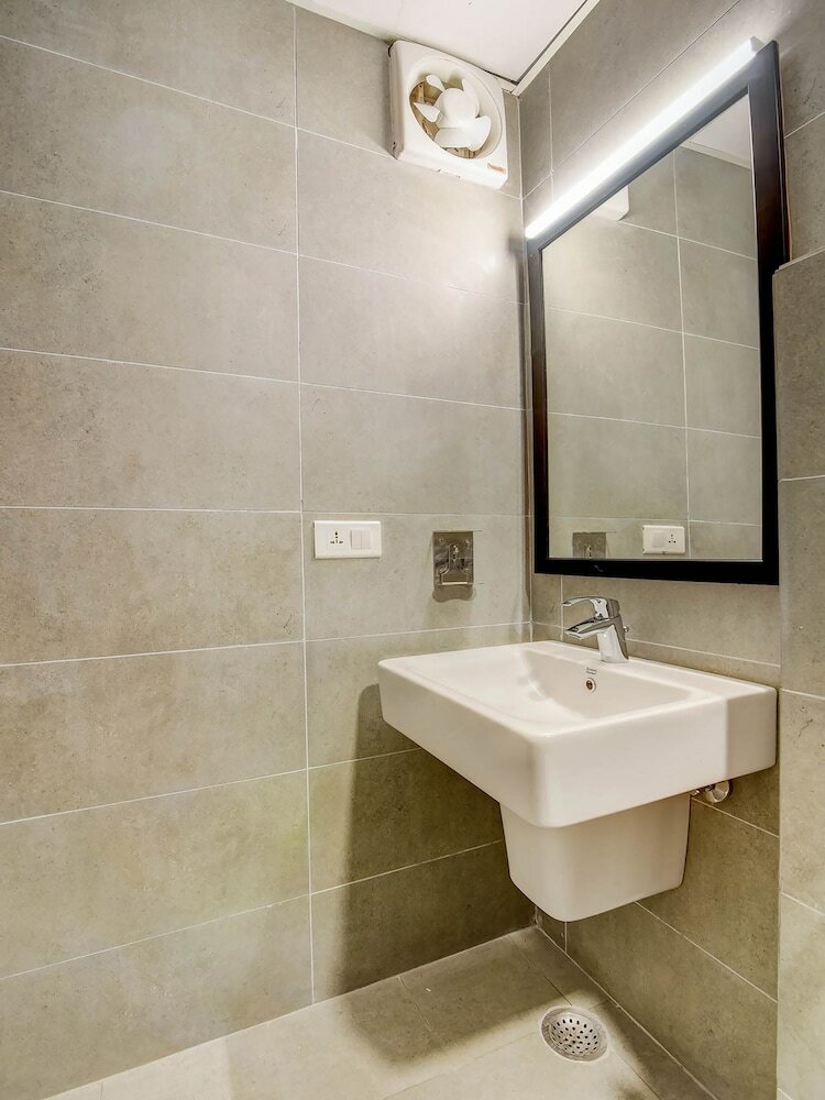 Hotel Oyo Townhouse 347 Singha Chowk Gurgaon