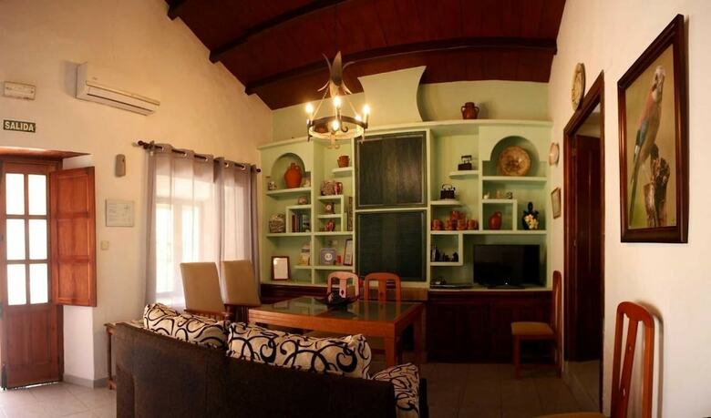 Agroturismo Casa Rural La Zafrilla