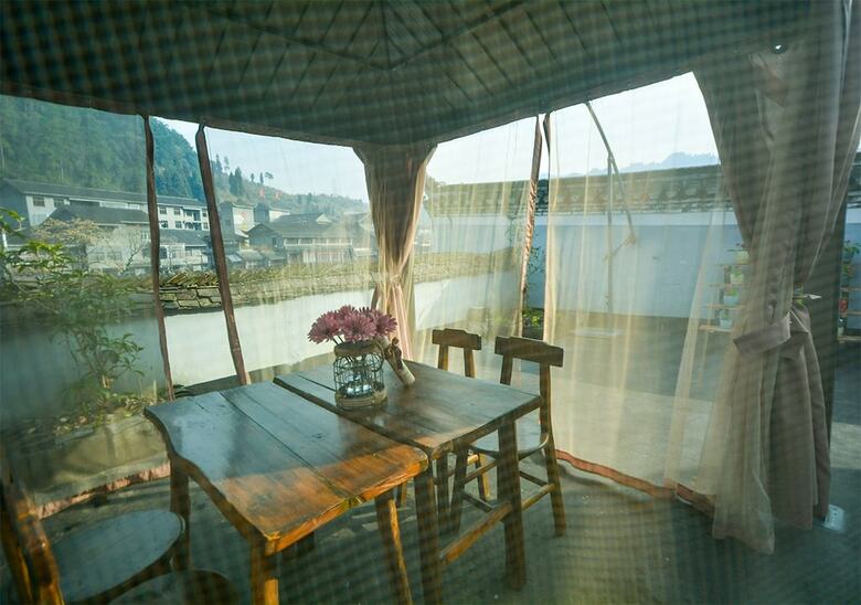 Fenghuang Joy Riverview Hotel