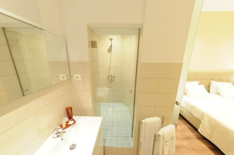 Hotel Naya - Downtown Guesthouse