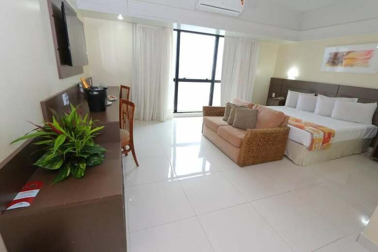 Tropical Executive Hotel