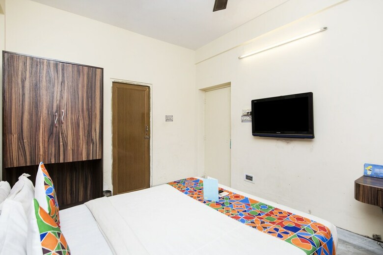 Hotel Fabexpress Serena I