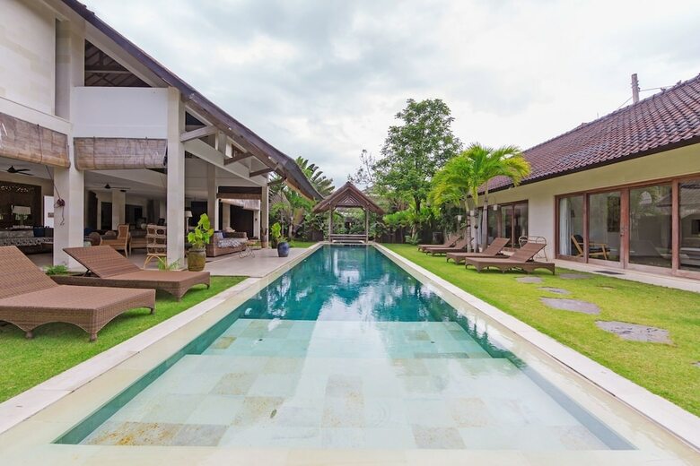 Abaca Villas