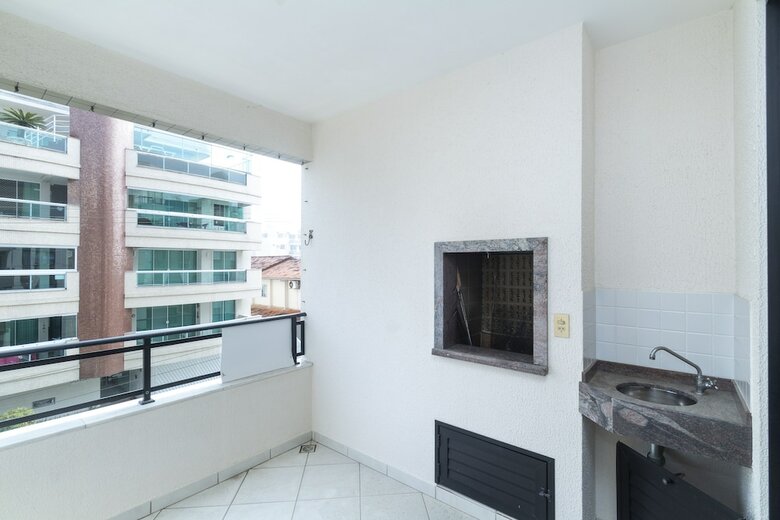 Apartamento 2 Quartos 1 Su�te - 081