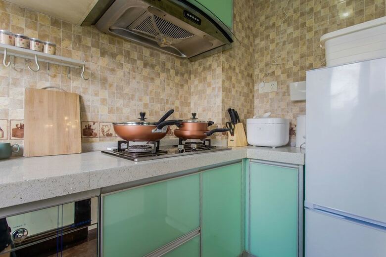 Locals Boutique Apartment Huafa No.11