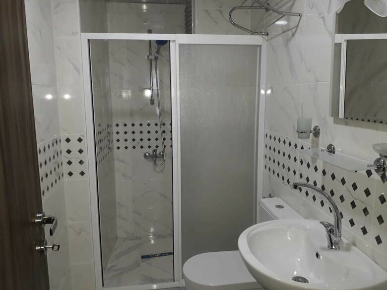 Toprak Hotel