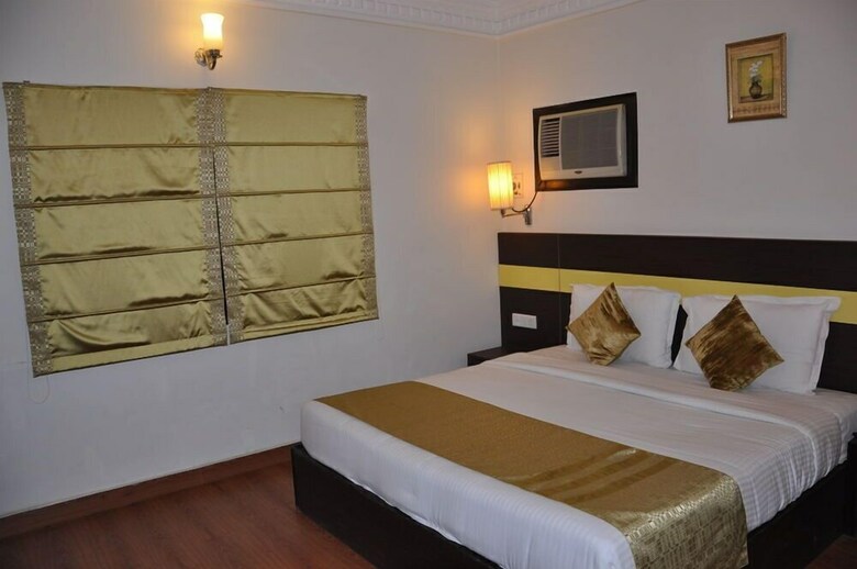 Hotel Empire Regency