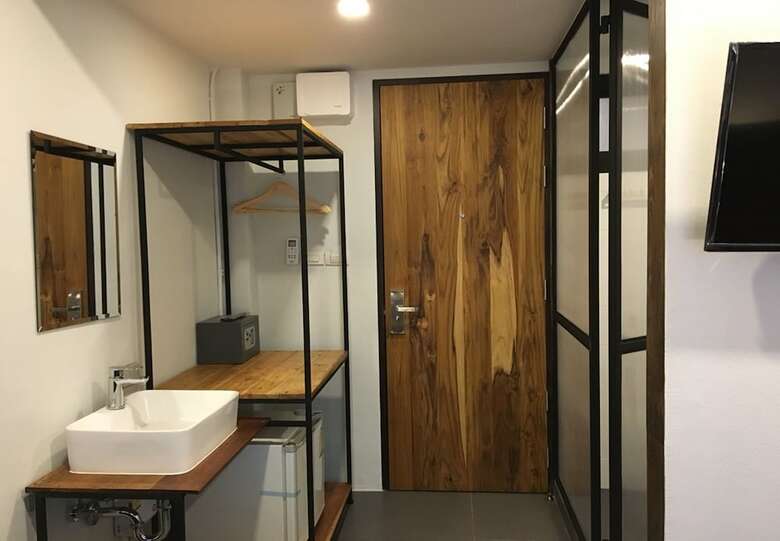 Sathu Hotel