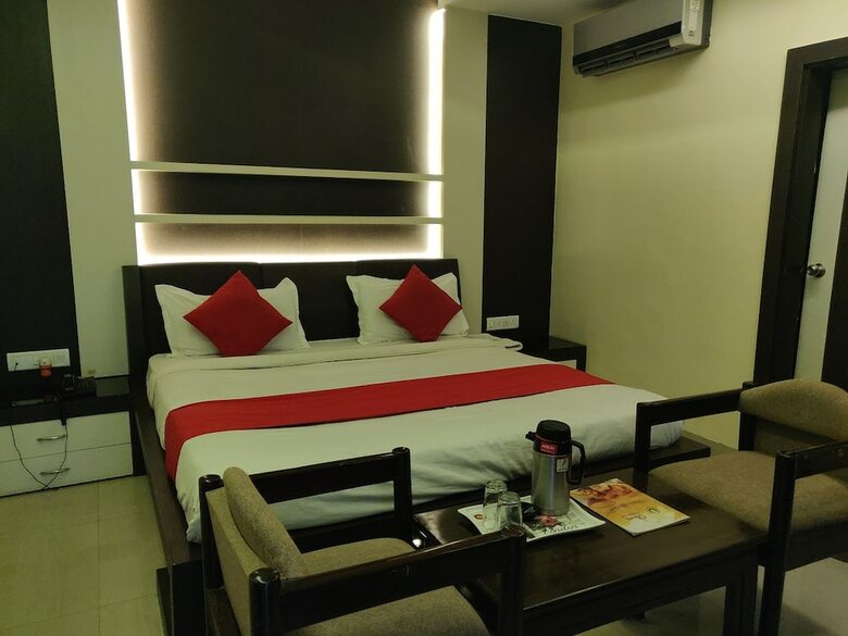 Hotel Rahul