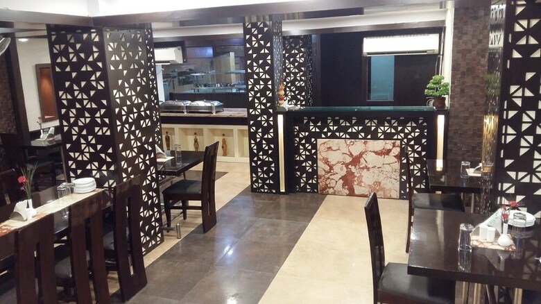 Hotel Rahul