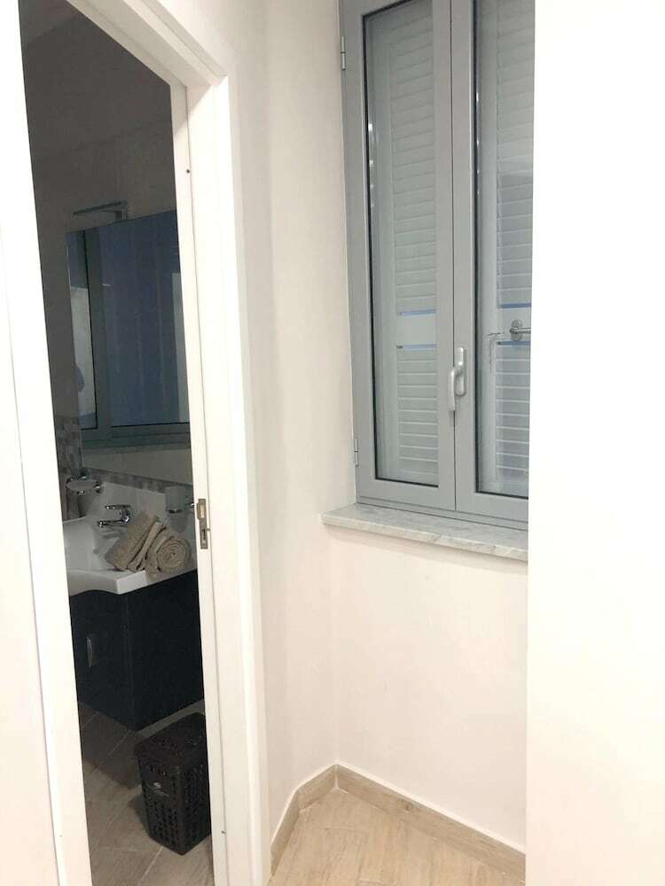 Apartment With One Bedroom In Napoli, With Wifi