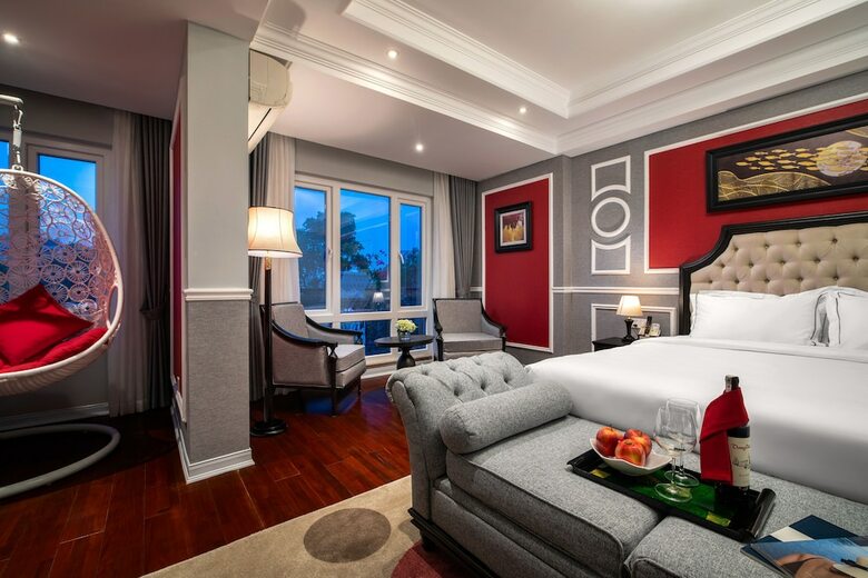 Acoustic Hotel & Spa