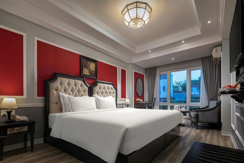 Acoustic Hotel & Spa