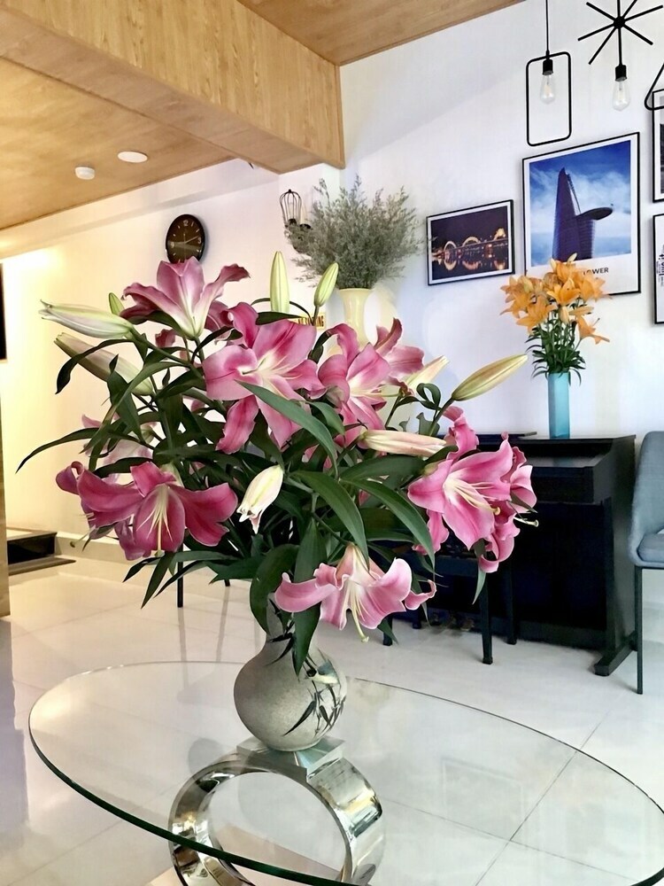 Louis Hotel - Bui Vien Walking Street