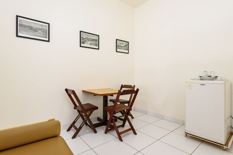 Apartamentos Omar Do Rio - A1208