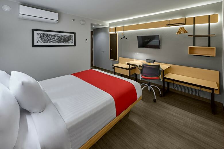 Hotel City Express Ensenada