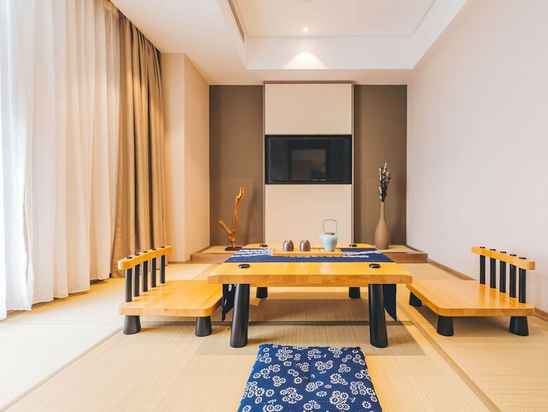 Atour Hotel North High Speed Railway Station Xian