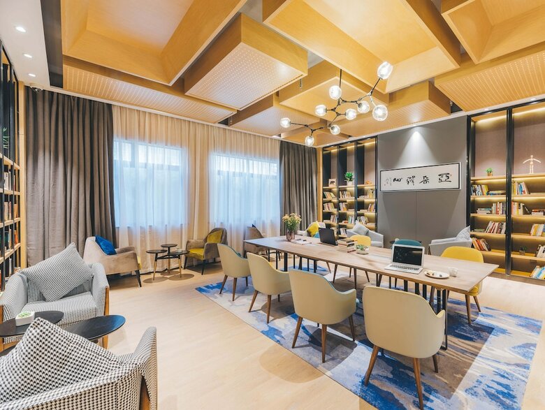 Atour Hotel North High Speed Railway Station Xian