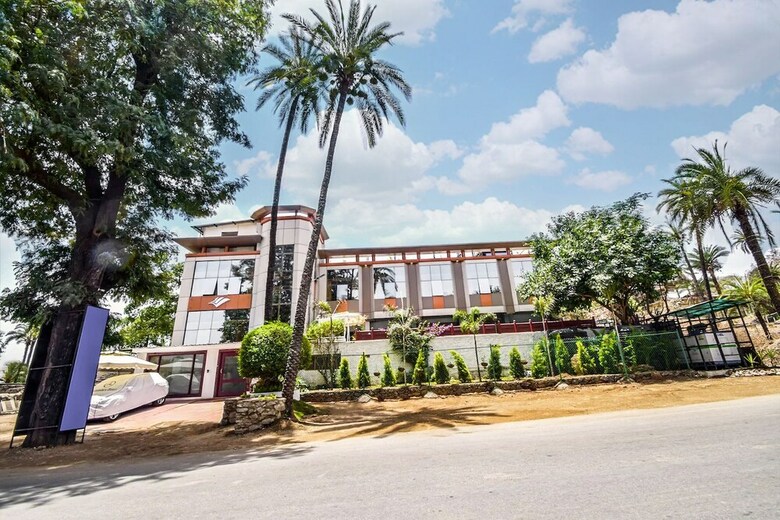 Hotel Rock Regency Mount Abu - A Boutique Rodetel