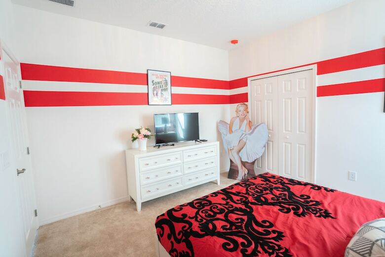 6020 14 Bedroom Mansion Near Disney