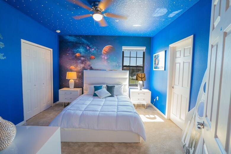 6020 14 Bedroom Mansion Near Disney