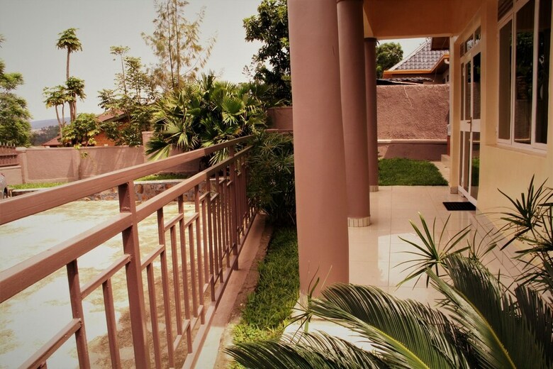 Hotel Kimenyi Home