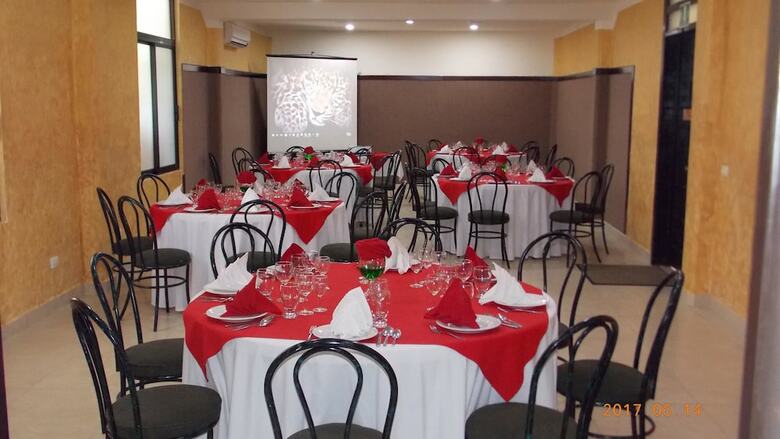 Hotel Maya Tulipanes Express
